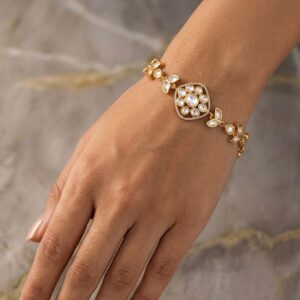 Kundan Floral Motif Bracelet