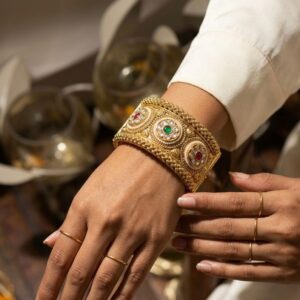 Traditional Broad Mesh Cuff Bangle