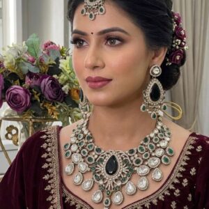 Traditional Kundan & Emerald Choker