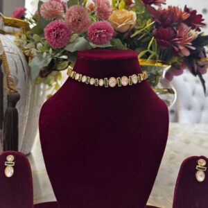 Single-Line Uncut Kundan Polki Minimalist Gold-Plated Choker
