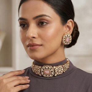 Antique Gold Finish Kundan Choker Necklace Set with Peach Core Stone & Matching Square Stud Earrings